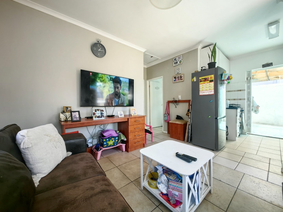 To Let 2 Bedroom Property for Rent in Bay View Western Cape